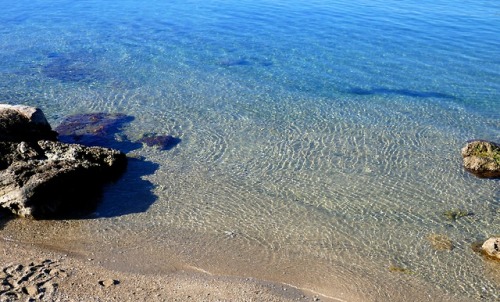 Such beautiful clear waters. Copyrights Val Moliere, Es Molinar, Palma de Mallorca. Dec 2018