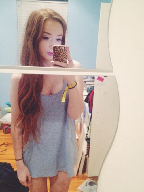 chloesux:  this ones not b&w lmao 