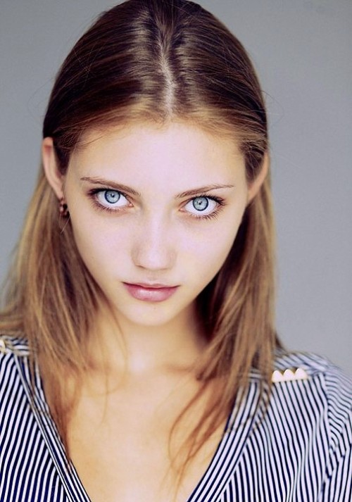 classybrocom:  Veronika Lavrova Via: http://www.classybro.com/ 