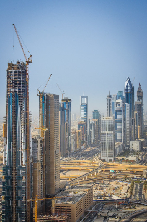 l0stship:  Dubai Under Construction {by Gavin Sanders}