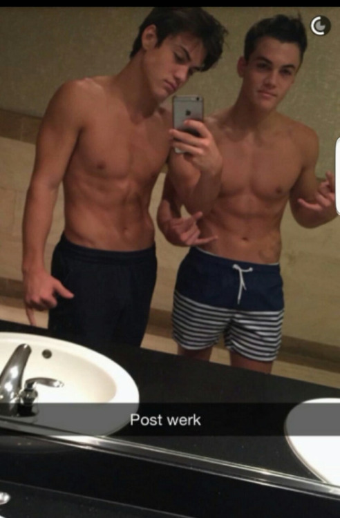 boytrappedinthcloset:  Ethan and Grayson Dolan back at it again with a thirst trap 💦💦