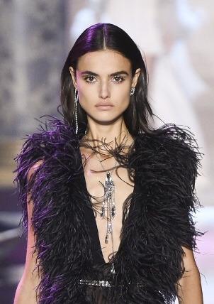 polykowiak:diorhoney:blanca padilla at elie saab spring 2018 coutureToo much beauty for my eyes