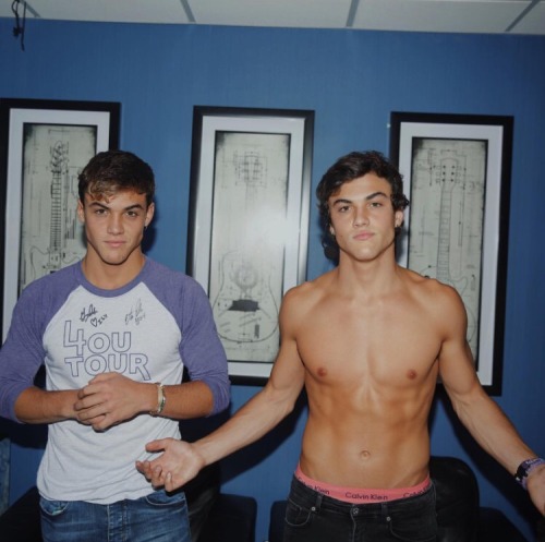 dolanxdolanx:  ✨