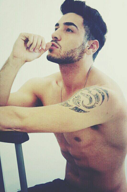 savvyifyanasty:  &gt; gorggg  Follow me @ savvyifyanasty.tumblr.com 