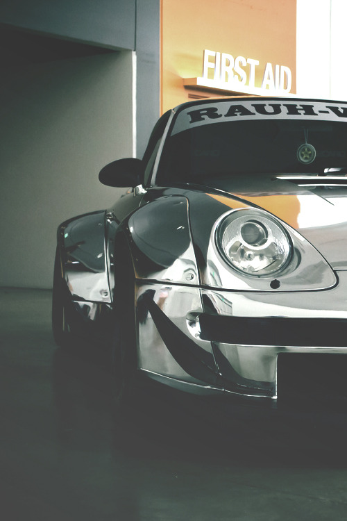 spdcrzy:  d0minus:  encor3:  Rauh Welt spam adult photos