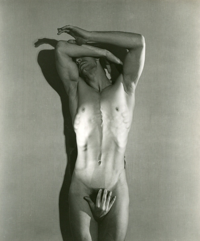 tomakeyounervous: ph. George Platt Lynes