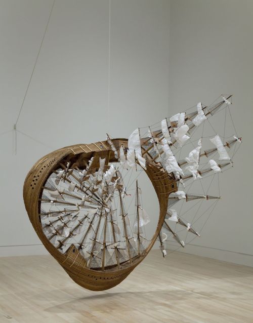 Porn strangeruins:  Tim Hawkinson Möbius Ship photos