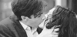 xcelebz:  get to know me meme: 5/∞ tv-movie couples Dexter and Emma - One Day