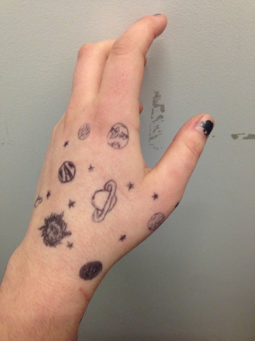 babycuts:frails:Monday doodles<3 cute <3