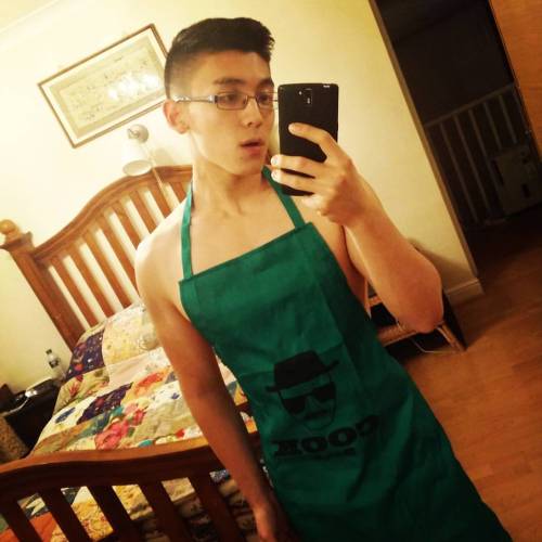 xiaohaogayphotosblog:  xiaohaogayphotosblog 呆萌的英籍華裔大學男生