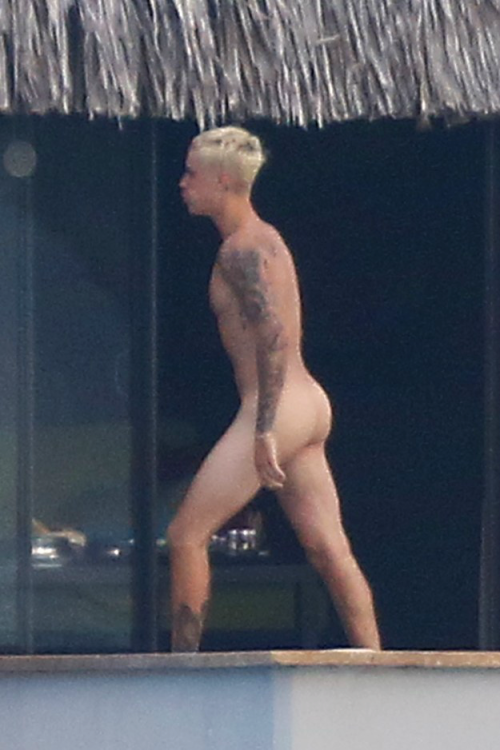justinbieberbooty: The Best Of Justin Bieber’s Ass 