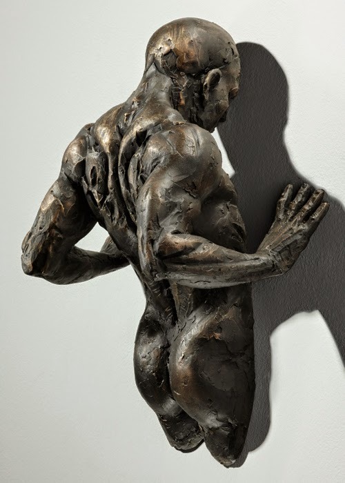 littlelimpstiff14u2:   The Fantastic Emerging and Disappearing Sculpture of Matteo Pugliese  These are the works of Milan born Matteo Pugliese. The self-taught sculptor has been experimenting and  working in his chosen craft since his teens. The style