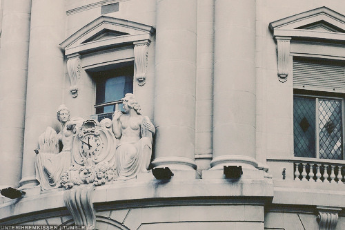 priveting:  Time Won’t Stop by Ira V. Simon on Flickr.My photography, please