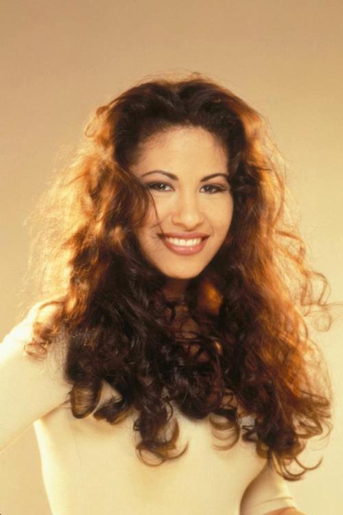 twixnmix:   Selena for Agree Shampoo (1994)