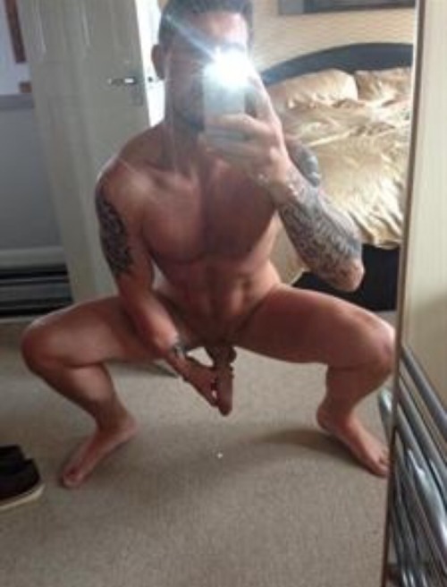 Sex exclusivekiks:  Hot guy from the UK - Part pictures