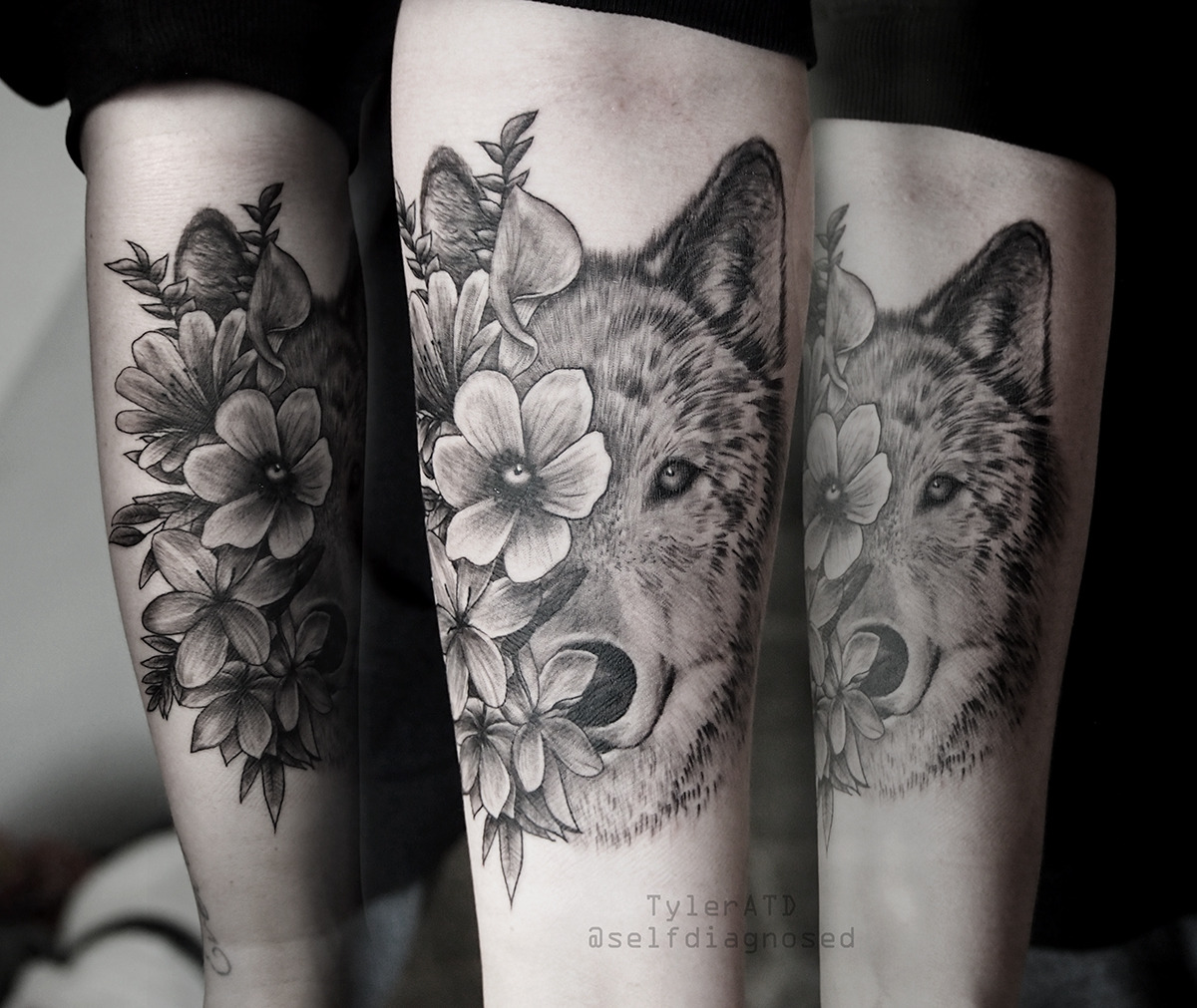 Angry wolf flower tattoo Anemones Black and grey Do not copy the design   Tattoos for women half sleeve Wolf tattoos for women Wolf tattoo