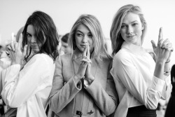 senyahearts:Kendall, Gigi &amp; Karlie - Backstage at Michael Kors, Fall 2015 RTW