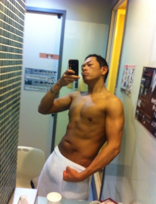 XXX ikmc:  Japanese Gay. Find more in↓ http://ikmc.tumblr.com photo