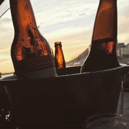 Cervejinha (em Mureta do Leme) www.instagram.com/p/B5gbHeQFnh0d8Ctkxq6Iq4v904dkH-7bKS_90U0/?