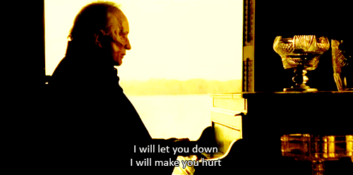 pursuitof-nirvana:Oh Johnny Cash… I feel your sorrow.