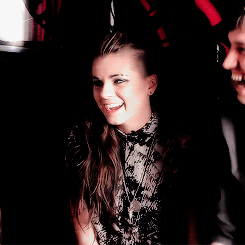 pvrismedia:  lynn gunn + that hair thing she does