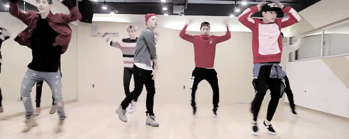  jinyoungie just casually moonwalking to the other side of the dance studio 