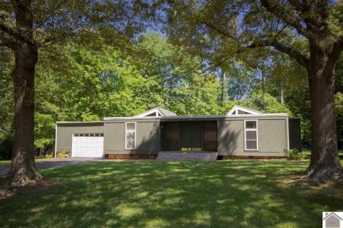 $242,000/4 br/2300 sq ft Paducah, KYbuilt in 1968