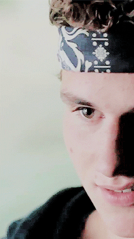 hnarly:  love at first sight. 