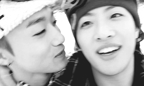 suckjune:   Moments when I cannot explain BIGSTAR.. 3:25 