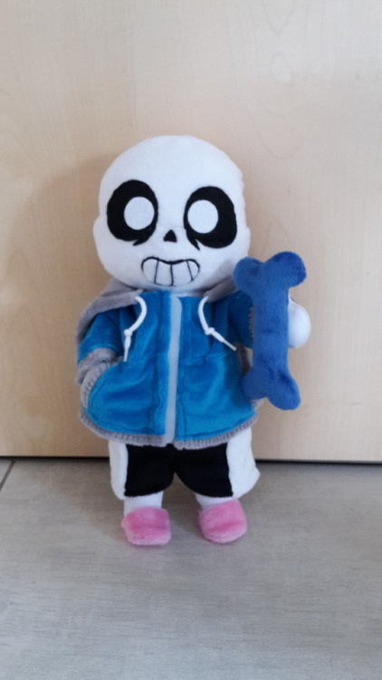 kitty-sews:  Finally done QwQ took me long enough 😥 This one was adopted by @keksbela :3  Got one person left on the list before I can finally really open commissions for the first time QwQ  I’m very nervouscited 🙈