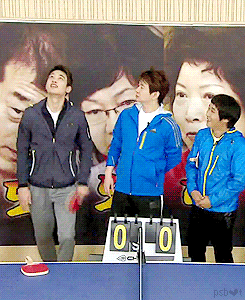 pearlescentskyblue:  They asked Minho to jump and touch the ceiling…   