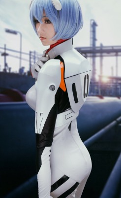 galaxynextdoor:  Rei Ayanami - Mick Via: scandalousgaijin