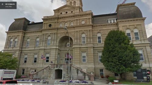 streetview-snapshots:Allen County Courthouse, North Main Street, Lima