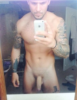 realmenstink:  SLEEVED STUD !!!