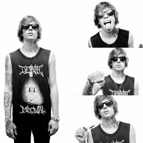 diary-of-a-rockers:  ✞ Diary Of a Rocker ✞