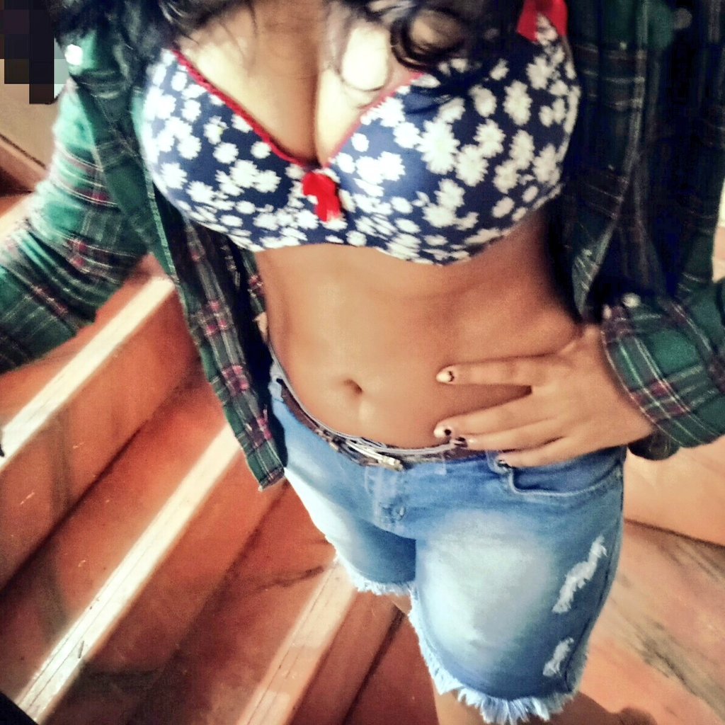 savitrisamir:  Savitri flashing in hotel lobby and staircase 