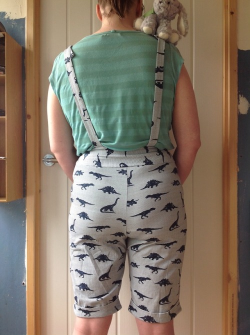 My lovely new Dino Adventure Dungarees I got from innocentdreams.co.ukThey are so soft, comf