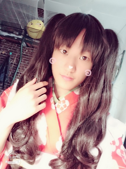 hui-rui: 没有化妆还是不忍直视啊QAQ