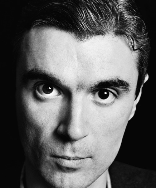 byrneout: David Byrne of Talking Heads photographed by Chalkie Davies, 1981.