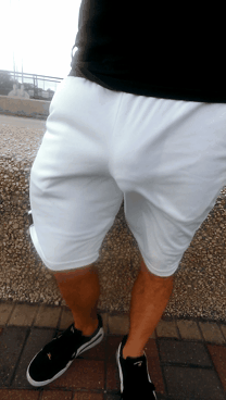 freeballinghtx:  Giving drivers on the southwest freeway an eye full of my bulge.  Gimme now