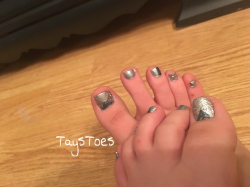 Metallic Toes