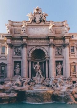 allthingseurope: Trevi Fountain, Rome (by Sergey Mkrtchyan)