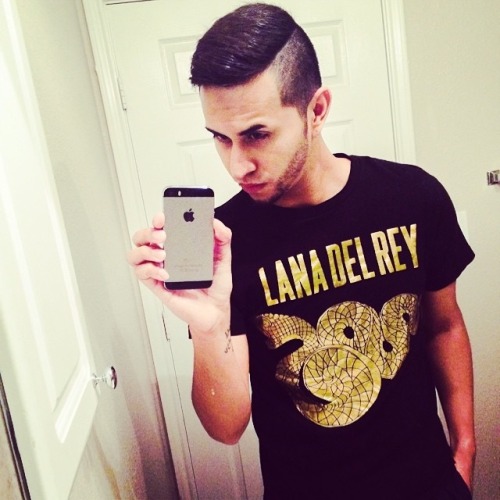 Thanks Rey for the hot pics!  Hit him up at:IG:     river_del_rey   https://www.tumblr.com/blog/riverdelreyBeto’s Corner Please send pics to:Por favor manda tus fotos a:betomartinez2008@gmail.comhttp://betomartinez.tumblr.com/  Wow