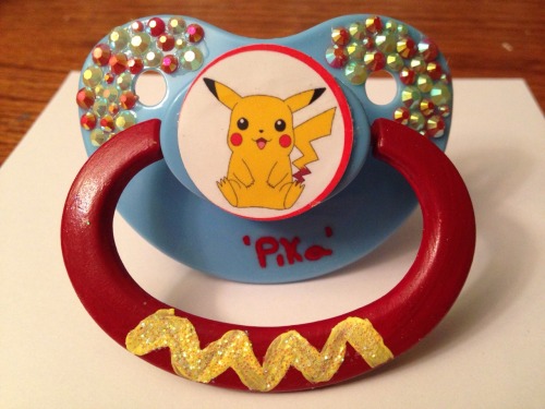 spoiledprincesskate:  littleshyspark:  littlebabybigplaypen:  Who likes Pokémon? 😃  I have other characters available, so please feel free to request them in a custom order.   (www.littlebabyBigPlaypen.storenvy.com)  Brea :)  These look adorable 