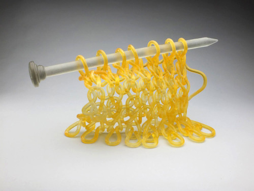 spookysynestheticastiel: archiemcphee: Seattle-based artist Carol Milne knits with glass, or rather,