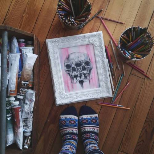 Soulmates added to my art shop! Link in bio. #art #drawing #sisters #pastel #skull #supportart #pi