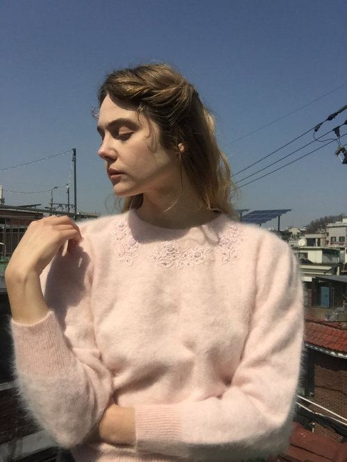 wkdangora: www.etsy.com/ca/listing/603191785/pastel-pink-angora-sweater-pale-pink?ga_order=m
