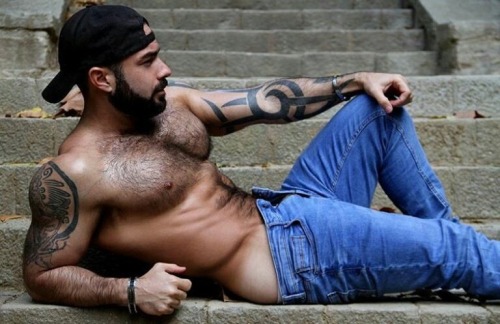 beardburnme:  jfelixgaspar instagram 
