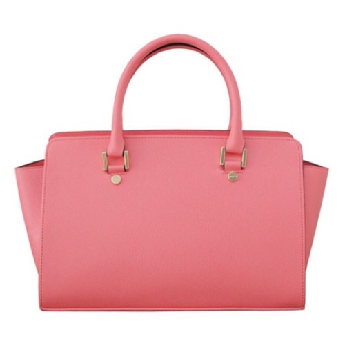 www.KoreanFashionista.com #koreanfashion #bags