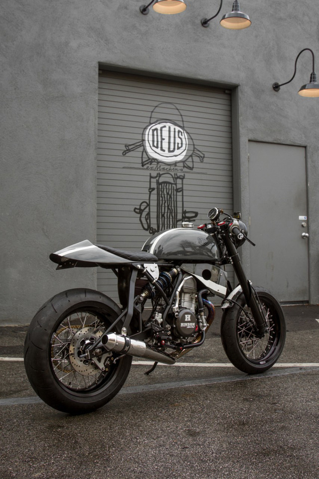 wildbutgentleman:  rhubarbes:  CRF450 powered and built by Deus Ex Machina’s US